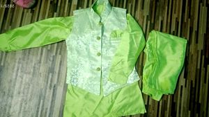 Festive Green Boys&#39; Kurta Set