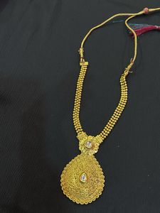 Vintage Gold-Tone Teardrop Pendant Necklace