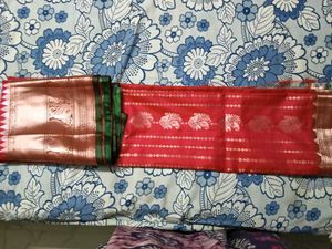 BrandNewElegant RedSilkSaree - With Unstiched Blou