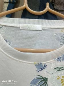 Floral Print tshirt