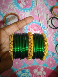 Bangles Set Green.