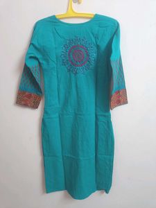 Embroidery Design Kurta