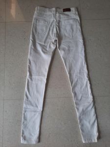 White 🤍 Skinny Fit Jeans