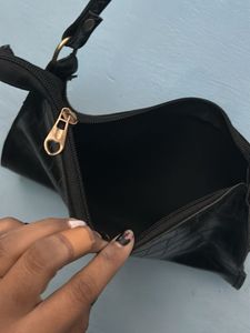 New Sling Bag For Girls/women