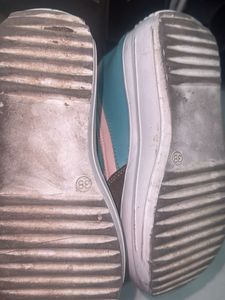 Comfortable White Sneakers