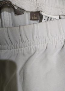 Avaasa White Leggings