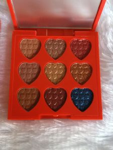 😱Myglamm XoXo Eyeshadow Palette♥️