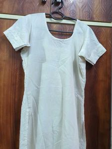 white Chikankari kurta