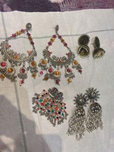 4 pair of earrings