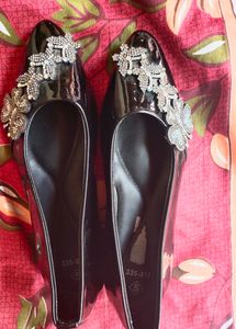 Women Black Bellies