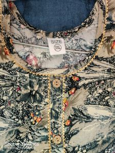 We Are Selling A Beautiful Floral Kurta. ☺️