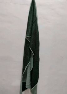 Elegant Green Scarf