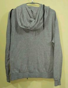 Max Grey pullover