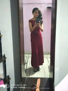 Side Cut Dress 👗