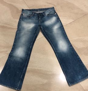 Bootcut Levi Jeans