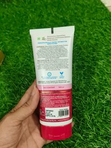 Mamaearth Beetroot Face Wash