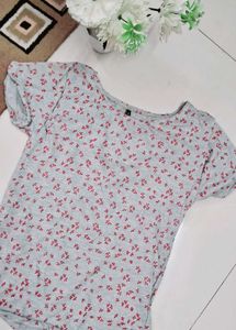 Pretty Leafy🍃 Print Tshirt