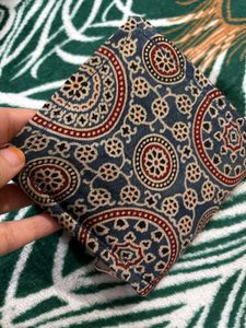 Mushru silk coin wallet