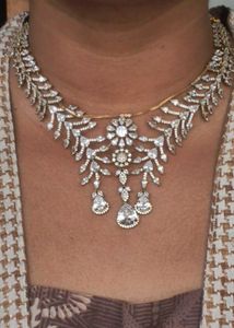 Sri Ad Neck Set