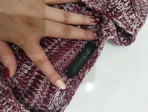 knit pullover sweater