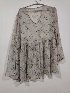 Top In Foral Print