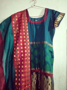 Beautiful Kurta And Dupatta Set