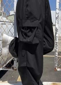 BLACK PARACHUTE PANTS