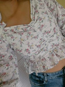 Off White Floral Crop Top