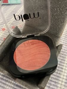Shimmer Blush Wit Free Pimple Patch