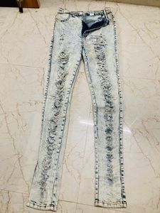 Branded Full Ripped Jeans For Woman