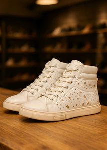 💗🔥Stylish White High-Top Sneakers