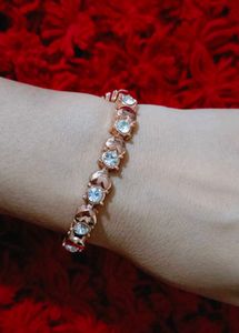Three Beauties Bracelet
