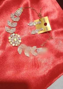 Sparkling Jewelry Set