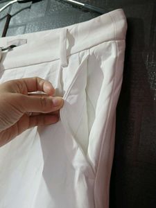 H&M Capri White Pants