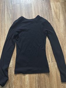 H&M Black Fitted Tshirt