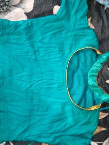 Beautiful 😍 Gown Every Purchase Free Gift 🎁 Insi