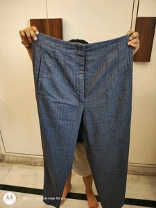 Zara Trouser Size 28 Wore Only Once.