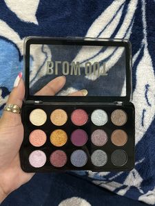 Beauty people blow out eyeshadow palette