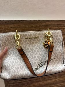 Michael Kors Premium Handbag