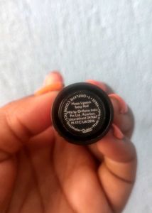 Oriflame Mini Cream Lipstick Shade Sassy Red