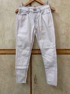 Levis Jeans Light Wash Denim Women