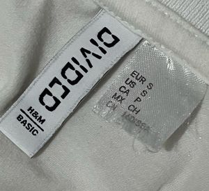 H&amp;M COLLARED CROPPED TOP
