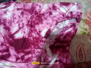 Sleevless Pink Top