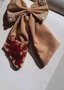 beautiful hand embroidery pearls bow