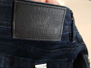 Men&#39;s Jeans
