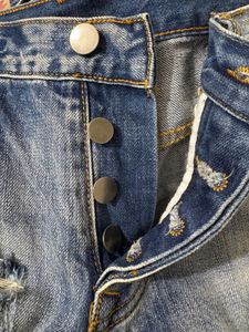 mnml Distressed ripped Denim Jeans