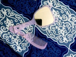 Combo Comb &amp; Mirror