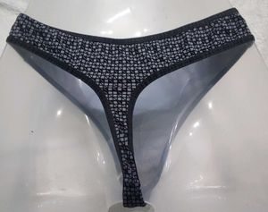 34 Size Black Look