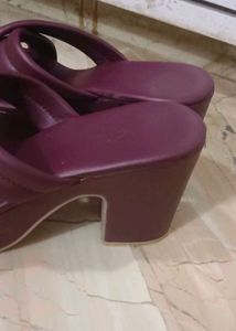 Burgundy Criss-Cross Slides