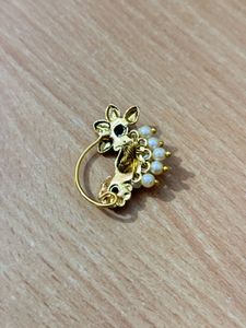 Marathi Gold &amp; Pearl Nose Ring
